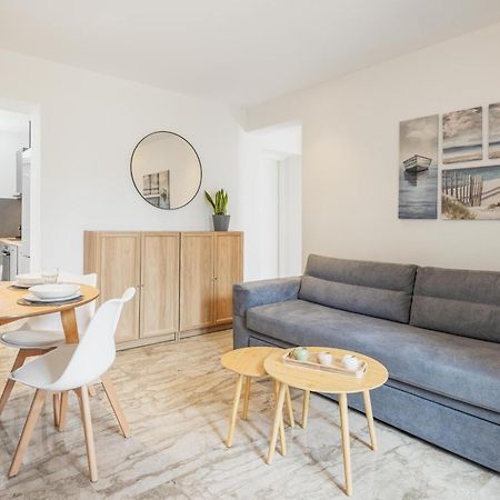 Minimalist Apartment Near The Airport And The City Center Kanálion Dış mekan fotoğraf