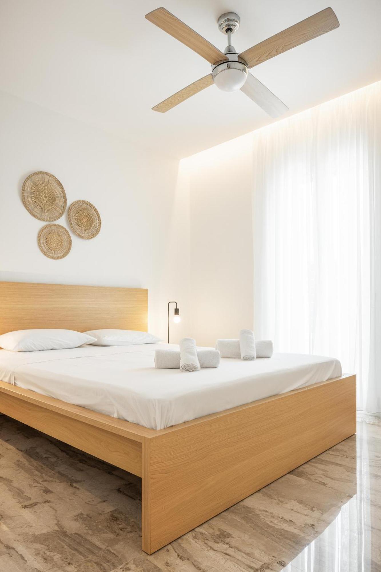 Minimalist Apartment Near The Airport And The City Center Kanálion Dış mekan fotoğraf